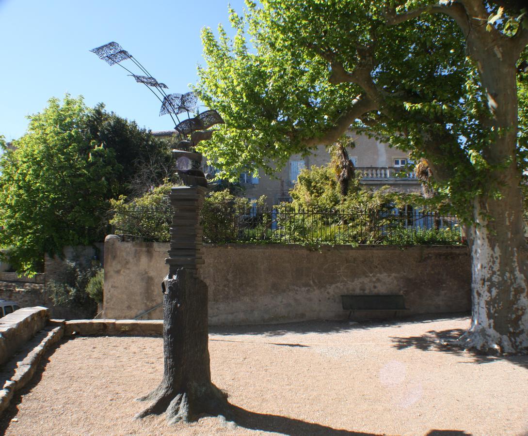Maison De Mallast Montolieu Exteriér fotografie